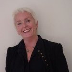 Ellen Halverson - @thebuzzfromthebeach - Instagram