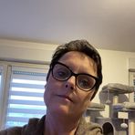 Ellen Hess - Facebook