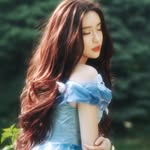 @ellenhinton85149 - Instagram