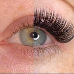 Ellen eyelash house - @ellenlashes_ - Instagram