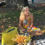 Ellen Holland - @ellens_tree_house - Instagram
