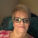 Ellen Kahn - @peridot567 - Instagram