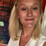 @ellenkron - Instagram