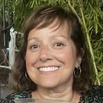 Ellen Lester - @1bookjunkie1 - Instagram