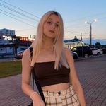 Ellen Lightfoot - @lightfoot8481 - Instagram