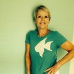 Ellen Linder - @elinder49 - Instagram