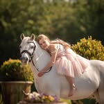 Elle Lotta Rose Oben - @elr_pony_joy - Instagram