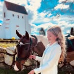 Ellen Lundsby - @ellenlundsby - Instagram