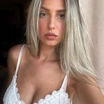 Ellen Moss - @ellenmoss72 - Instagram