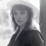 Ellen Raynor - @bookjunkie57 - Instagram