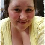 Ellen Reese - @yoursunshine82 - Instagram