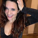 Ellen Smith (like Anna Nicole Smith but different) - @ellensmithofficial - Instagram