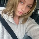 Chloé Strachan - @chloeellenstrachan - Instagram