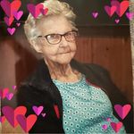 Ellen Sylvester Smith - @hetijif514 - Instagram