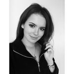 Elle Wakefield - @ellebwakefield - Instagram