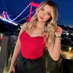 Elena Hardy - Facebook