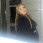 Elli Baker x - @ellibakerxx - Instagram