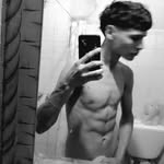 L - @el_lichaaaaaass - Instagram