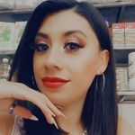 Elizabeth Flores - @elliflores35 - Instagram
