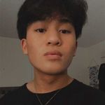 Elli Flores - @ellistarrr - Instagram