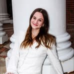 Elli Leonard - Facebook