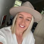 Elli Leonard - @ellileonard94 - Instagram