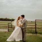 Elli Neumann - Facebook