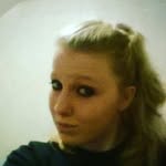 Elli Smith - @elli_smelly - Instagram