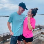 Elli Smith - @elli_smith23 - Instagram