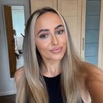 Ellie White - @_elliewhite - Instagram