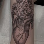 𝕰𝖑𝖑𝖎𝖊 𝖂𝖍𝖎𝖙𝖊 - @elliewhitetattoo - Instagram