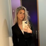 Ellie Wright - @elliexwright - Instagram