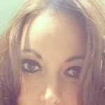 Ellie - @ellieash1987 - Instagram
