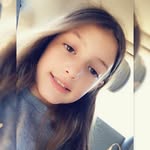 Ellie Ayers - @bord_as_crap - Instagram