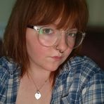 Ellie Bray - Facebook