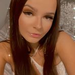 Ellie Carson - Facebook