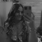 Ellie 🫶🤍 - @ellie_dickinsonxox - Instagram