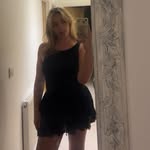 Ellie Hurst - @_elliehurst_ - Instagram