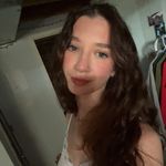 Ellie - @ellie.kayyy - Instagram
