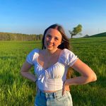 Ellie - @_ellielang - Instagram