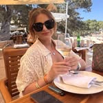 Ellie Large - @ellielarge - Instagram