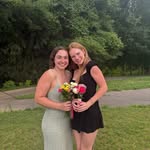 ellie larson - @ellie_larson11 - Instagram