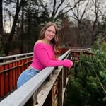 Ellie Larson - @ellie_larson10 - Instagram