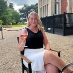El - @ellie_leona - Instagram