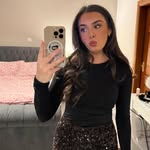 Ellie Lyons - @_ellielyons - Instagram