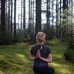 Ellie Maynard - @yogaflowellie - Instagram