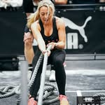 Ellie - @elliepackard_hybrid - Instagram