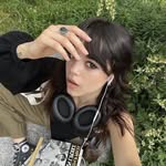 @elliepostseverything - Instagram