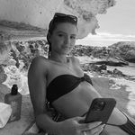 elle - @_ellieshepherd - Instagram