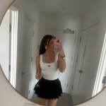 Ellie Ward - @ohmyell - Instagram